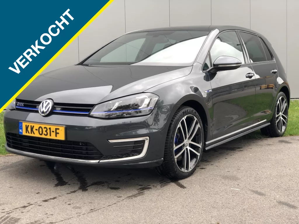 Volkswagen Golf 1.4 TSI GTE 16,999 EX BTW ( ZEER NETJES FULL OPTIONS) )