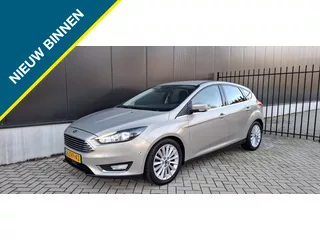 Ford FOCUS 1.0 Titanium Edition NAP NAVI KEYLESS DODEHOEK