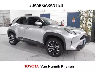 Toyota Yaris Cross 1.5 Hybrid | Parksens V+A | Trekhaak | Stoel verw | Dodehoek |
