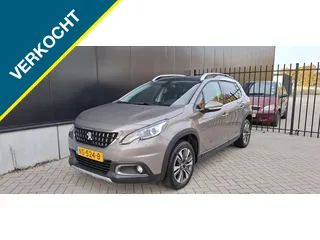 Peugeot 2008 1.2 PT Allure NAP NAVI PDC CarPlay Panorama