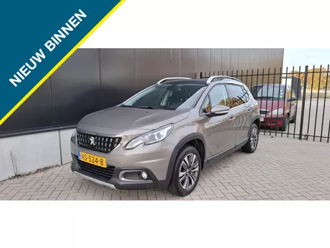 Peugeot 2008 1.2 PT Allure NAP NAVI PDC CarPlay Panorama