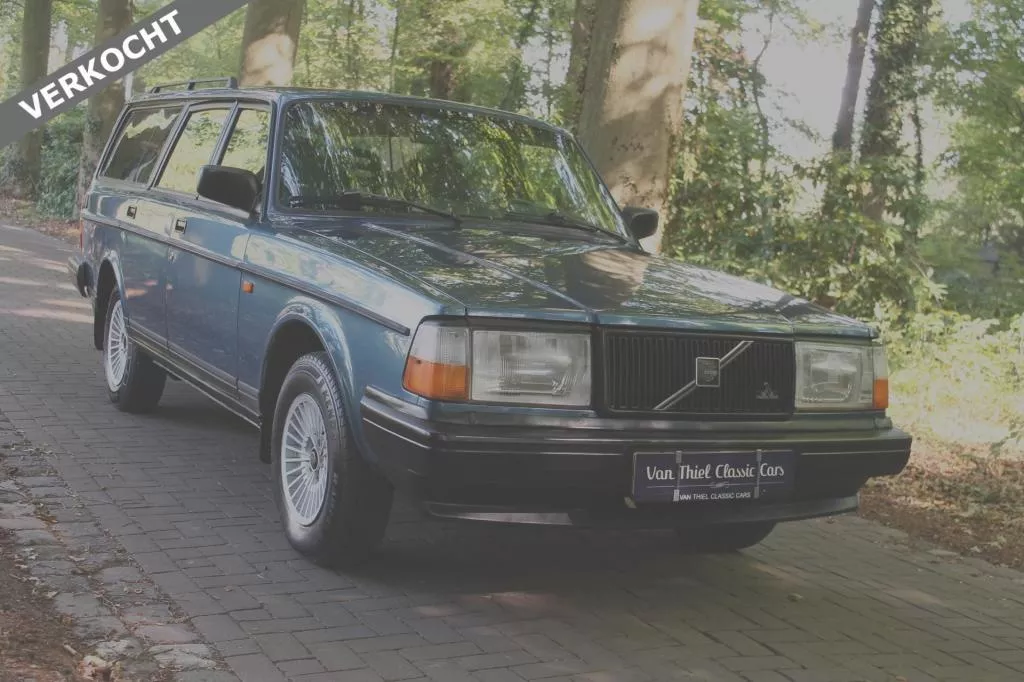 Volvo 240 # GERESERVEERD # 2.3i Polar VERKOCHT