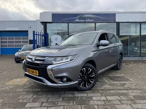 Mitsubishi Outlander 2.0 PHEV 4WD INTYLE+ PREMIUM | DAKJE | 360' CAMERA | LEER | DEAL