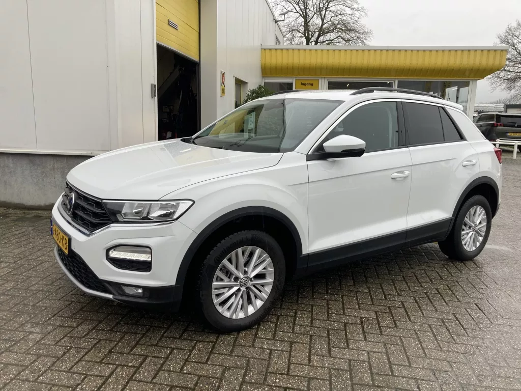 Volkswagen T-Roc 1.5 TSI 150 PK All Season APK: 11-2027