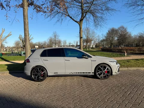Volkswagen Golf 2.0 TDI GTD