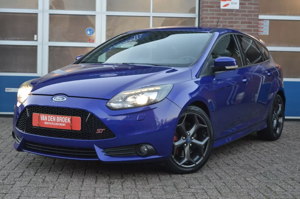 Ford Focus 2.0 EcoB. ST-3 | RECARO - NAVI - STOEL.VERW