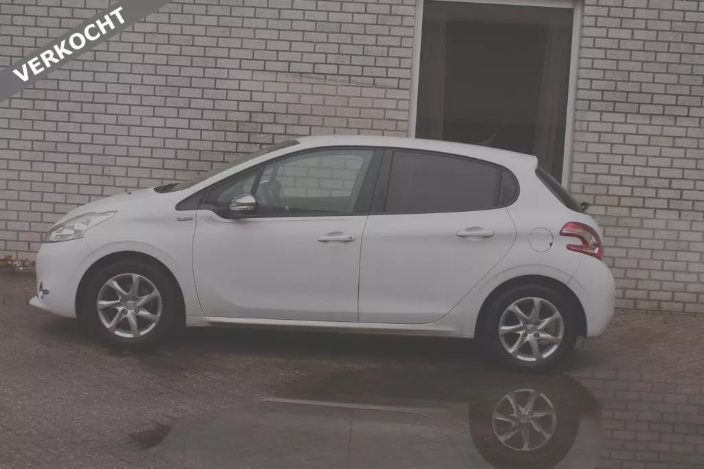Peugeot 208 1.2 VTi Oxygo VERKOCHT