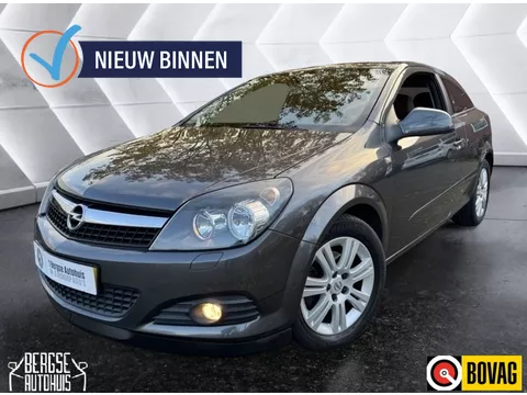 Opel Astra GTC 1.6 Cosmo Cruise Leer Lmv Stoelverwarming