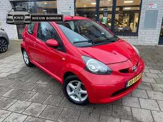 Toyota Aygo 1.0-12V 3Drs Nieuwe apk Sportwielen NAP