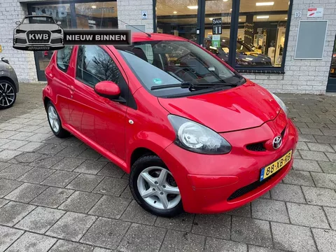 Toyota Aygo 1.0-12V 3Drs Nieuwe apk Sportwielen NAP