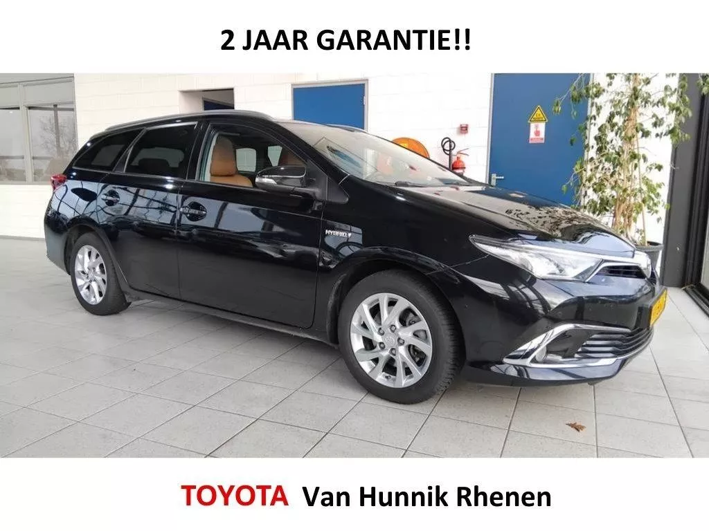 Toyota Auris Touring Sports 1.8 Hybrid Lease Pro | Leer | Stoelverwarming | Pano | Parksens
