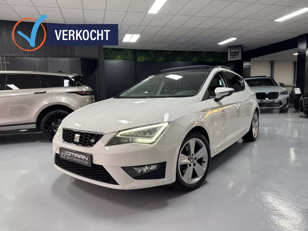 SEAT Leon 1.4 TSI FR PANO CRUISE SFEER CARPLAY