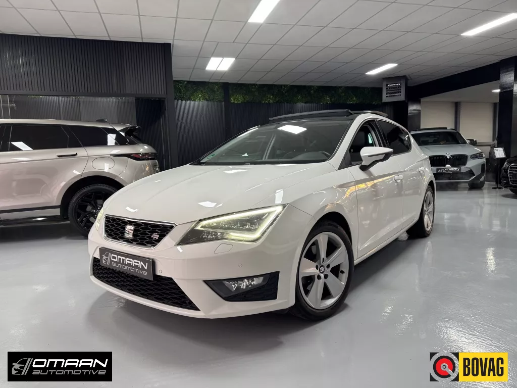 SEAT Leon 1.4 TSI FR PANO CRUISE SFEER CARPLAY