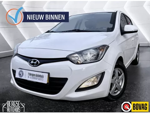 Hyundai i20 1.2i i-Motion Airco Usb Lmv Pdc