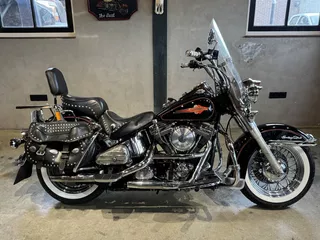 Harley-Davidson FLSTC Heritage Softail Classic