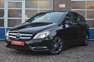 Mercedes-Benz B-Klasse 180 Ambition | AUT - NAVI - TRK.HAAK