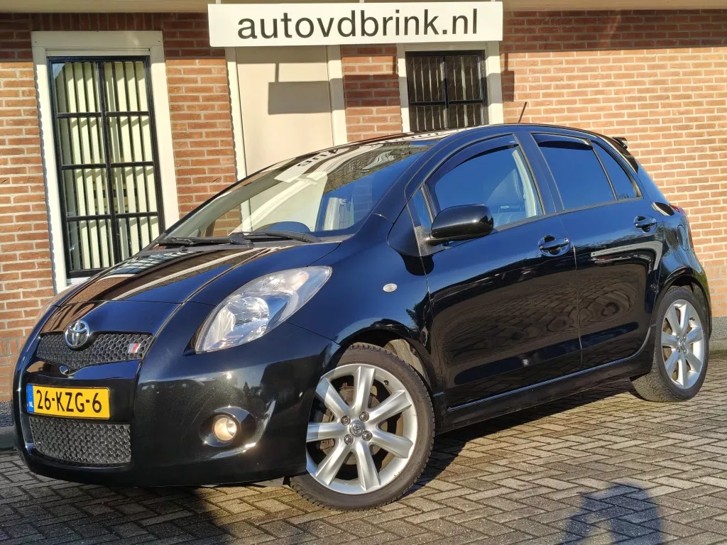 Toyota Yaris 1.3 VVTi Aspiration, TREKHAAK / ANDROID AUTO / LEDEREN BEKLEDING