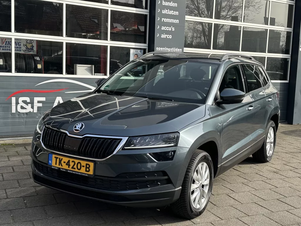 &Scaron;koda Karoq 1.0 TSI Amb. Bus. Navi Led St verwarming