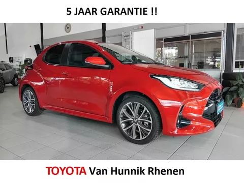 Toyota Yaris 1.5 130 Executive | Dodehoek | HUD | Stoelverw | Parksens V+A |
