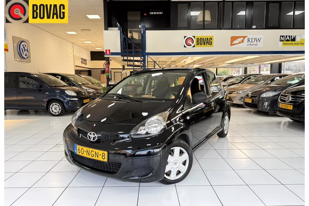 Toyota Aygo 1.0-12V Access Airco Bovag Garantie