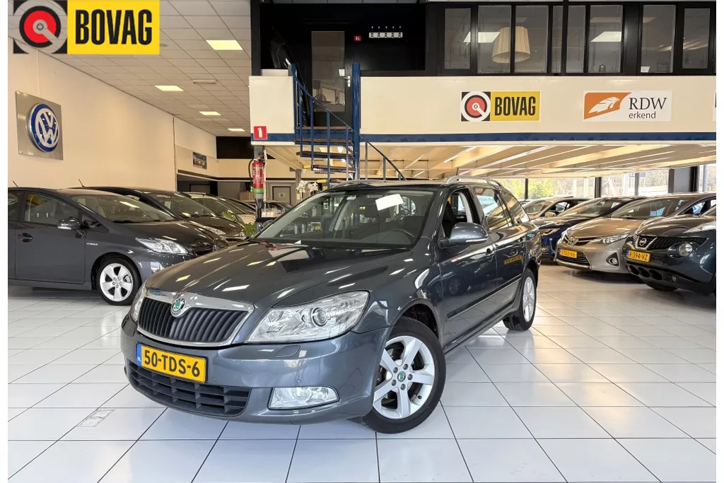 &Scaron;koda Octavia Combi 1.4 TSI Grt Eleg.Bns Navi Airco