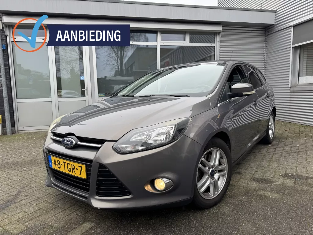 Ford FOCUS Wagon 1.6 EcoB. Titanium Inruilknaller!