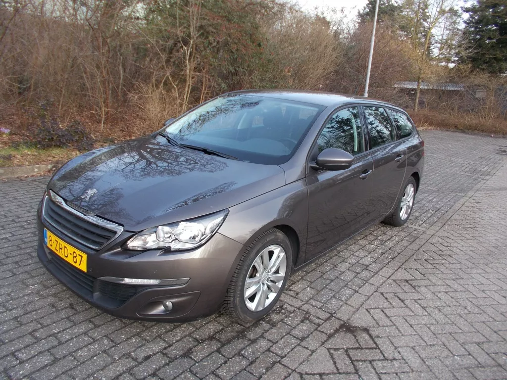 Peugeot 308 SW 1.2 e-THP Active