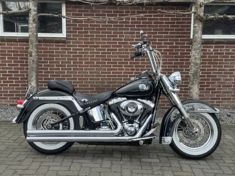 Harley-Davidson 103 FLSTC Heritage Classic