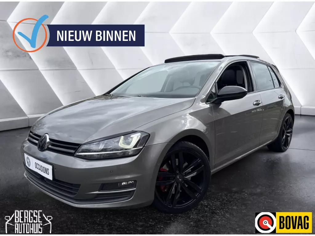 Volkswagen Golf 1.4 TSI Highline DSG ACT PANO CRUISE