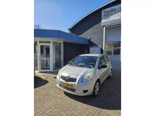 Toyota Yaris 1.3 VVTi Sol
