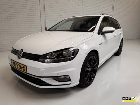 Volkswagen Golf Variant 1.5 TSI Highline | DSG | Pano | Virtual Dash | Navi Full Map