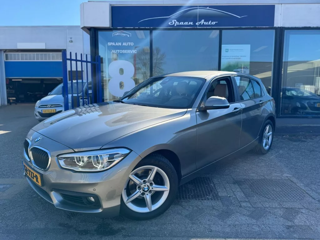 BMW 1-serie 118i EDE Corporate Lease Essential | LEER | STOELVERW. | CLIMATE