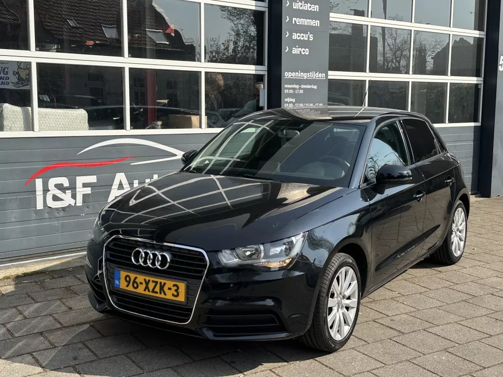 Audi A1 Sportback 1.2 TFSI Connect Airco Deurs