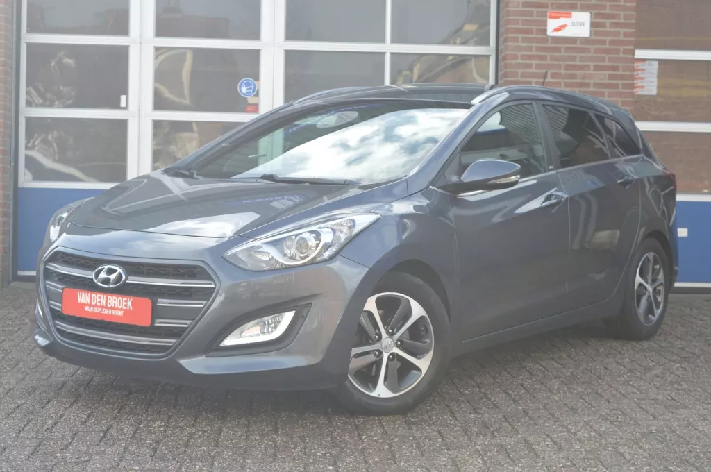 Hyundai i30 1.6 GDi Comfort | AUT - CAMERA - TRK.HAAK