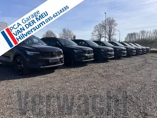 Volvo XC40 2.0 B4 Black Edition Panoramadak