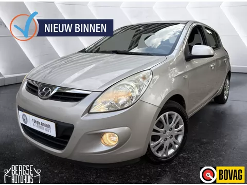 Hyundai i20 1.2i Dynamic Elek.Ramen Airco Nap