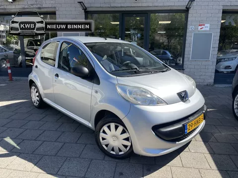 Peugeot 107 1.0-12V 5Deurs Weinig kilometers