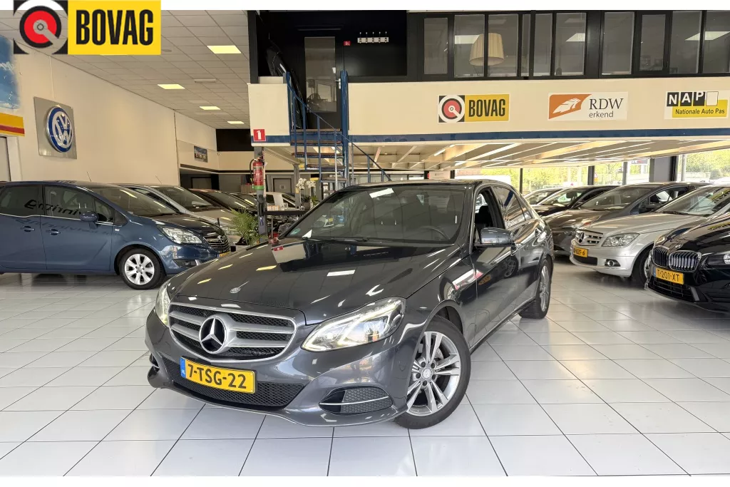 Mercedes-Benz E-Klasse 200 Amb. Avantgarde Automaat
