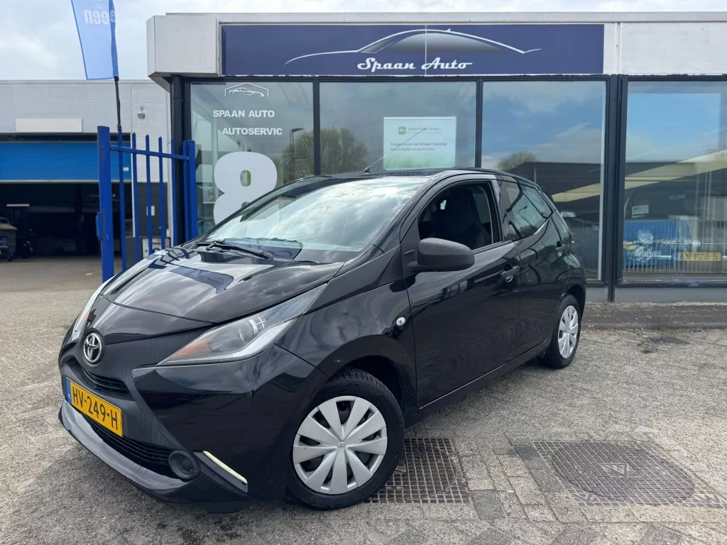 Toyota Aygo 1.0 VVT-i x-now | AIRCO | CRUISE CONTROL | 5-DEURS