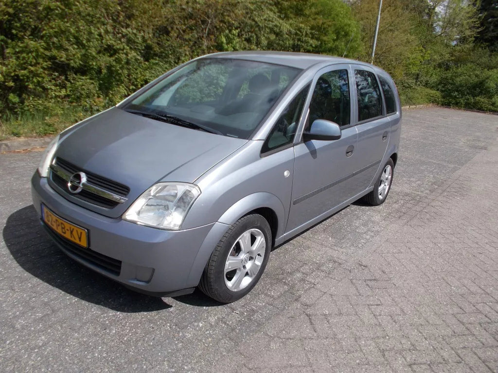 Opel Meriva 1.8-16V Maxx