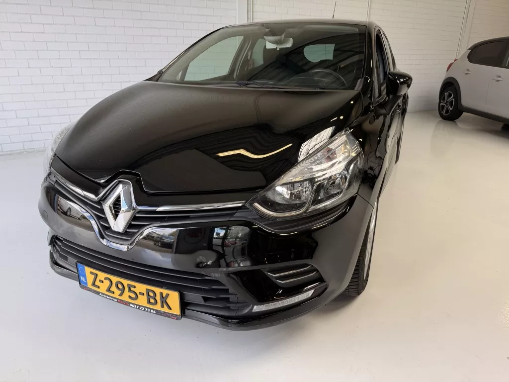 Renault Clio 1.2 TCe Limited | Trekhaak | Airco | Navigatie