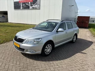 &Scaron;koda Octavia Combi 1.8 TSI Gereviseerde motor