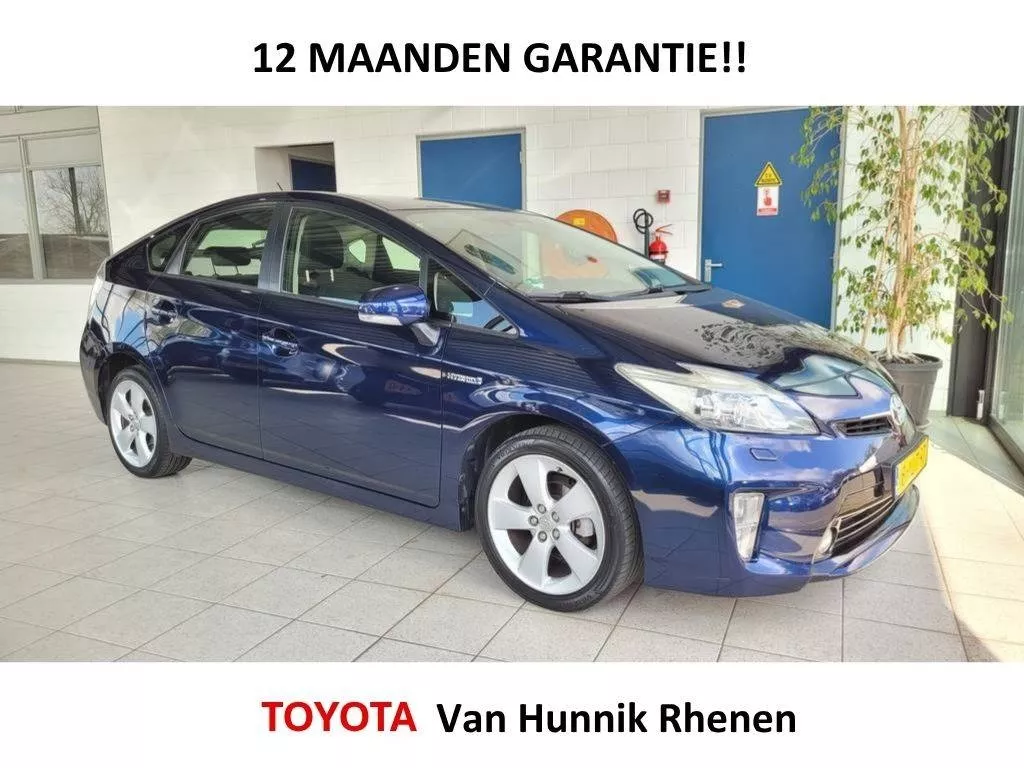 Toyota Prius 1.8 Dynamic Business | JBL | Keyless entry | Navi | Cruise |