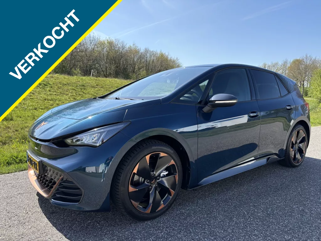 CUPRA Born Performance One 62 kWh Sportstoelen Camera