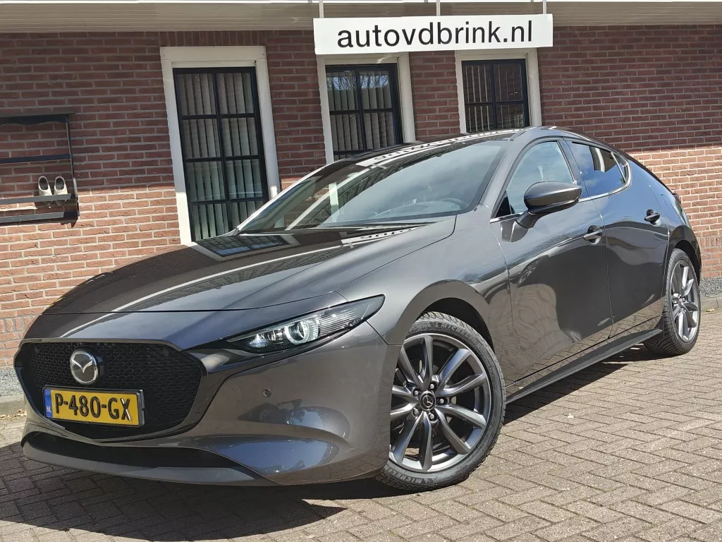 Mazda 3 2.0 SA-G, BOSE / RONDOM CAMERA / DASHCAM