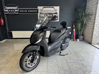 Piaggio motorscooter 400 Beverly S HPE 2023 Malossi TOPSTAAT