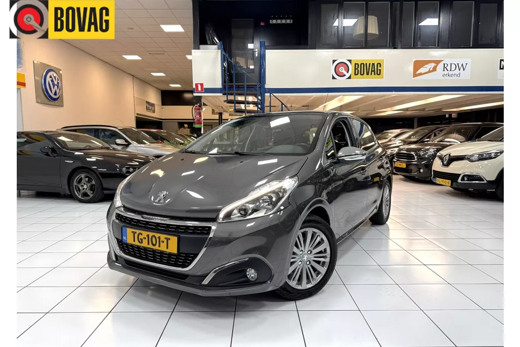 Peugeot 208 1.2 PT BL Executive Bovag Garantie Navi