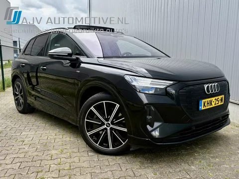 Audi Q4 e-tron AUDI Q4 50 QUATTRO LAUNCH S-LINE COMPETITION RS STOELEN 77kWh