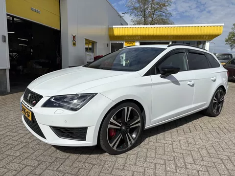 SEAT Leon ST 2.0 TSI Cupra 290 Leer Panoramadak Wit metallic