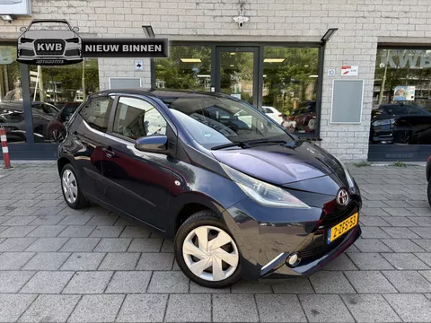 Toyota Aygo 1.0 VVT-i x-play Camera led Nap Beurt